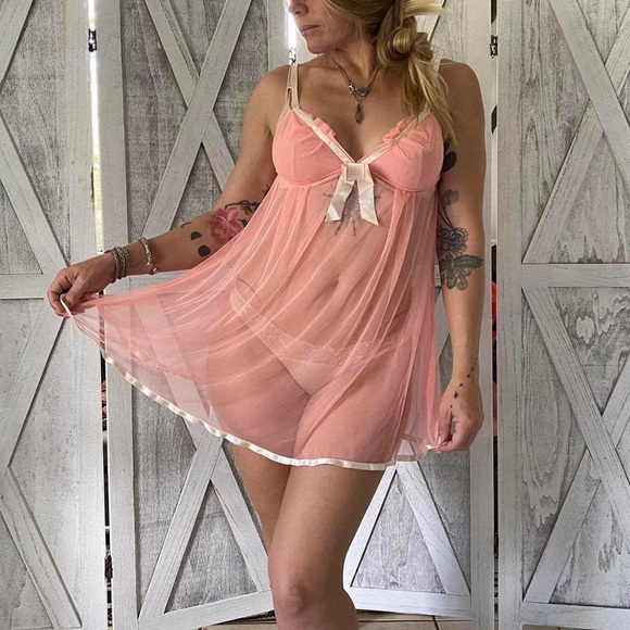 Victoria's Secret Other - Victorias secret Y2k vintage | L pink mesh babydoll slip chemise